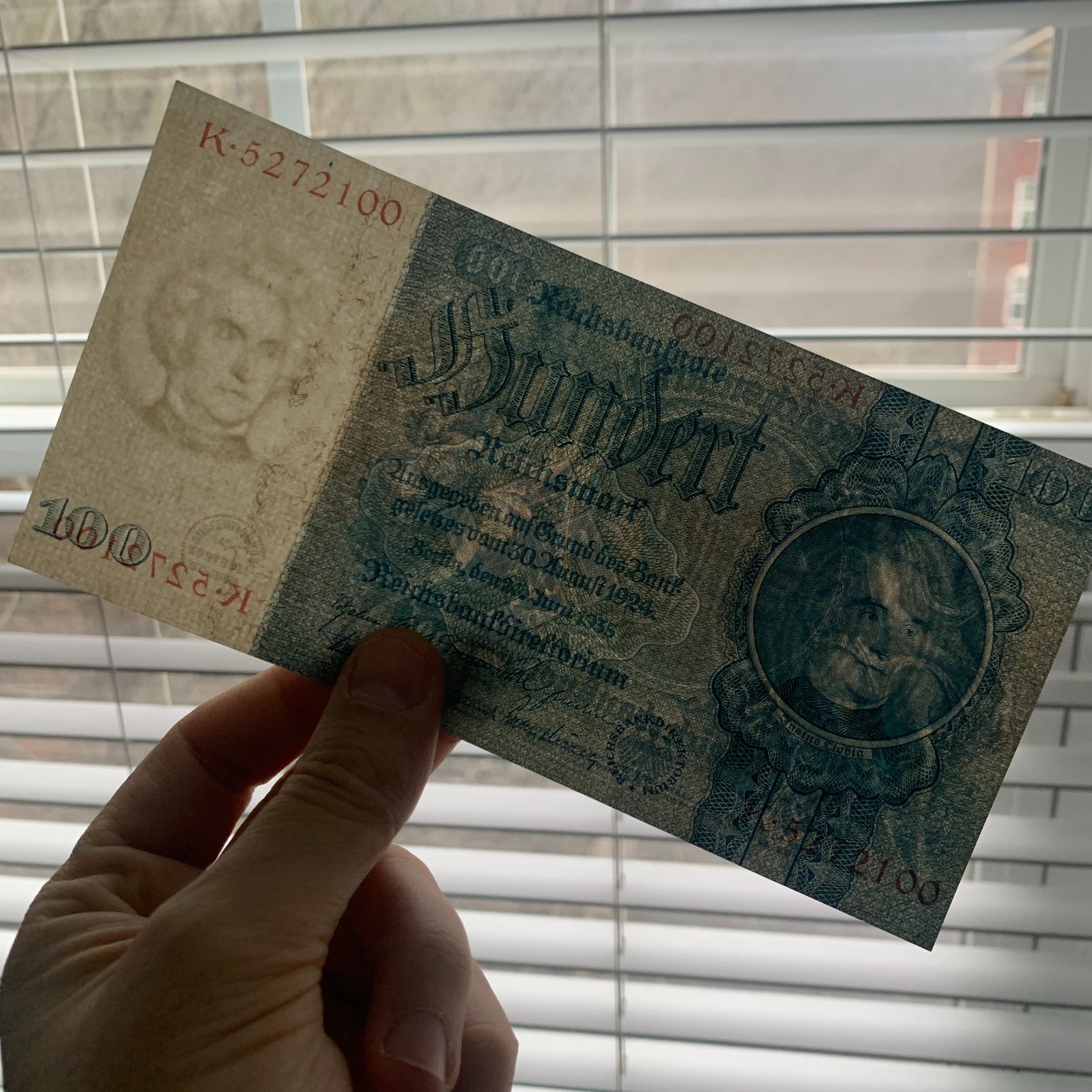 100 NAZI GERMAN Mark SWASTIKA Banknote (1935) P183 WWII, WW2 Currency Money