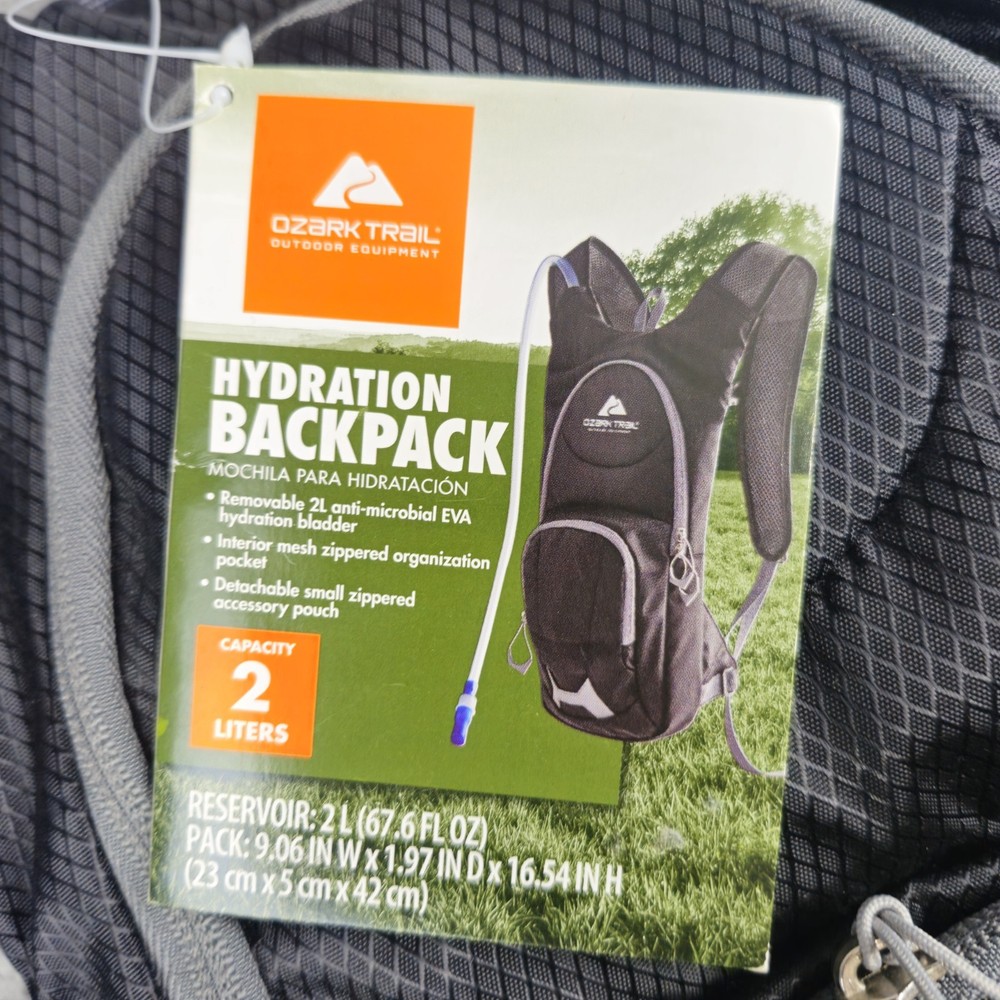Ozark Trail Hydration Backpack 2L Bladder Black Gray Inner /Outer Pockets 9x16
