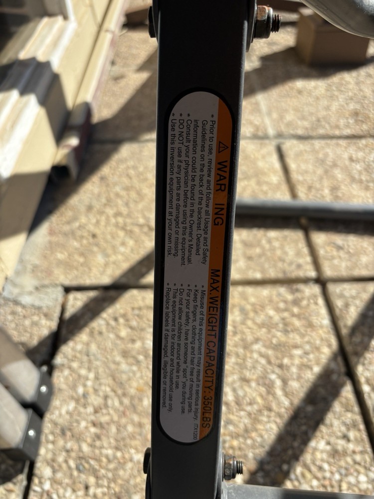 Innova inversion Table