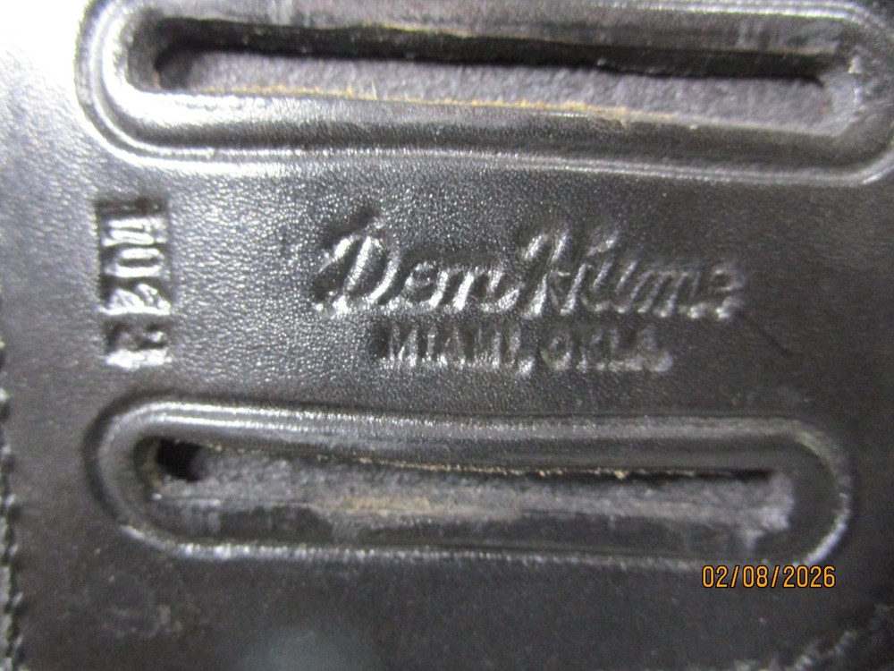 Don Hume Leather Handcuff Case C304