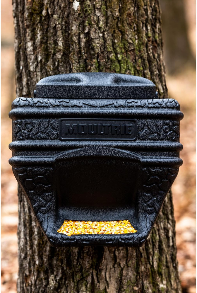 Feed Bin - Gravity-Fed 6-Gallon Feed Bin - Easy Tree/Post Mount -40 Lb Capacity