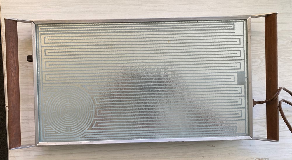 Vintage Cosmopolitan Food Warmer