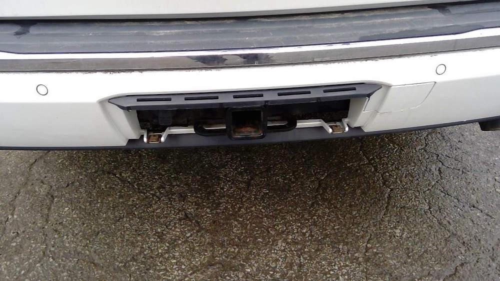 Used Blind Spot Detection System Warning Control Module fits: 2016 Gmc Yukon xl