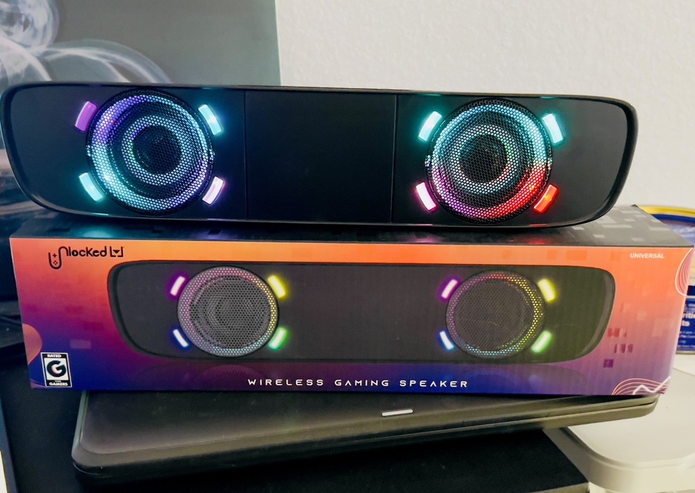bluetooth speaker + gaming LED colour changing volume control rechargeable