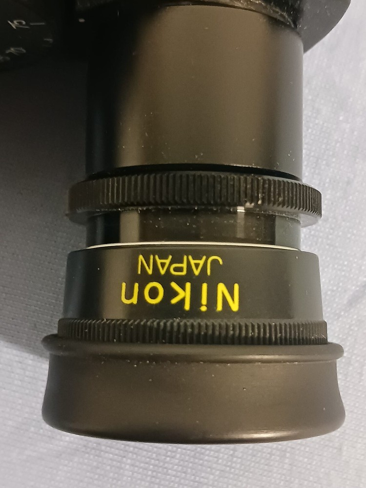 Nikon Microscope Head 195924 w/ Eye Pieces