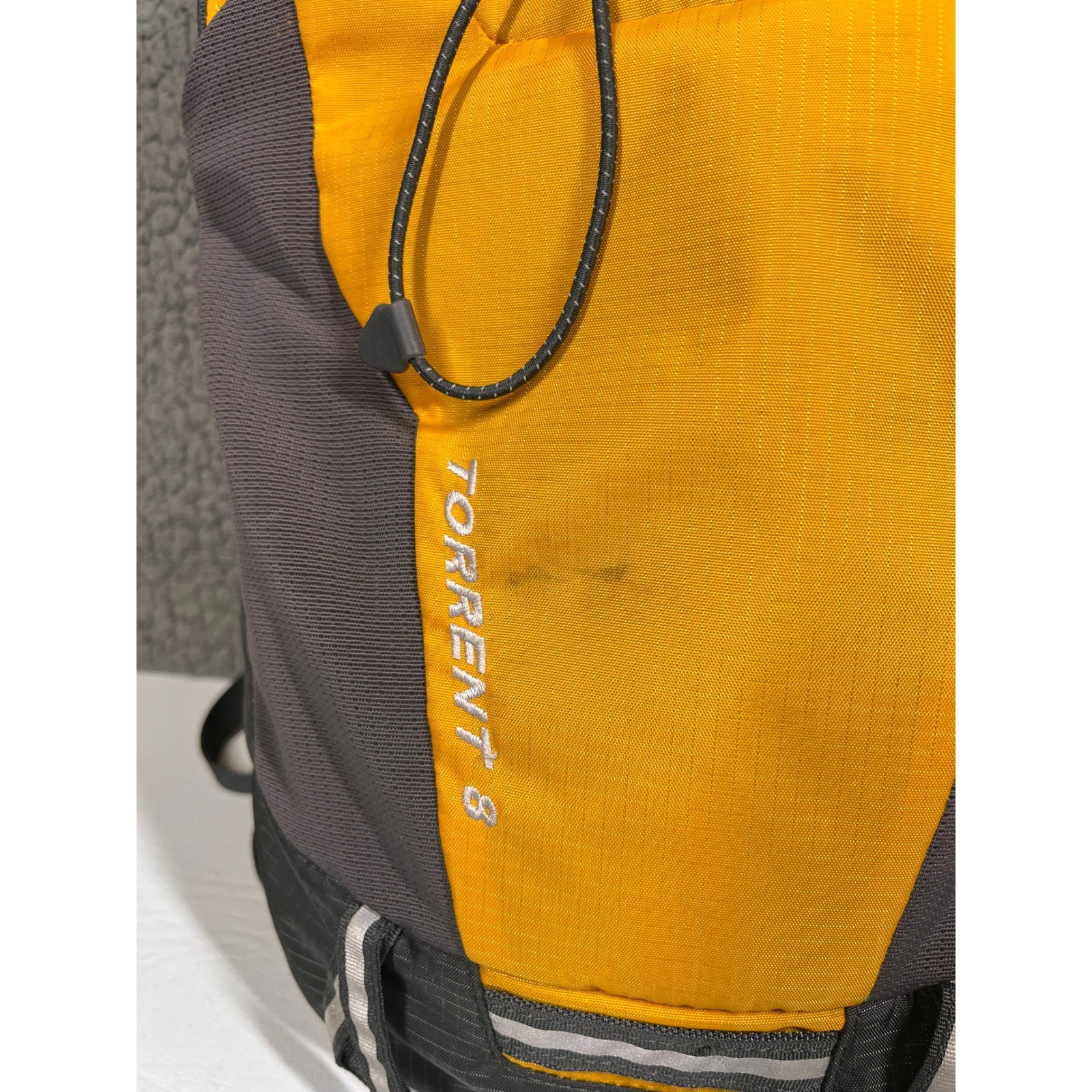 The North Face Torrent 8 Hydration Pack Backpack Orange Grey Hiking Daypack