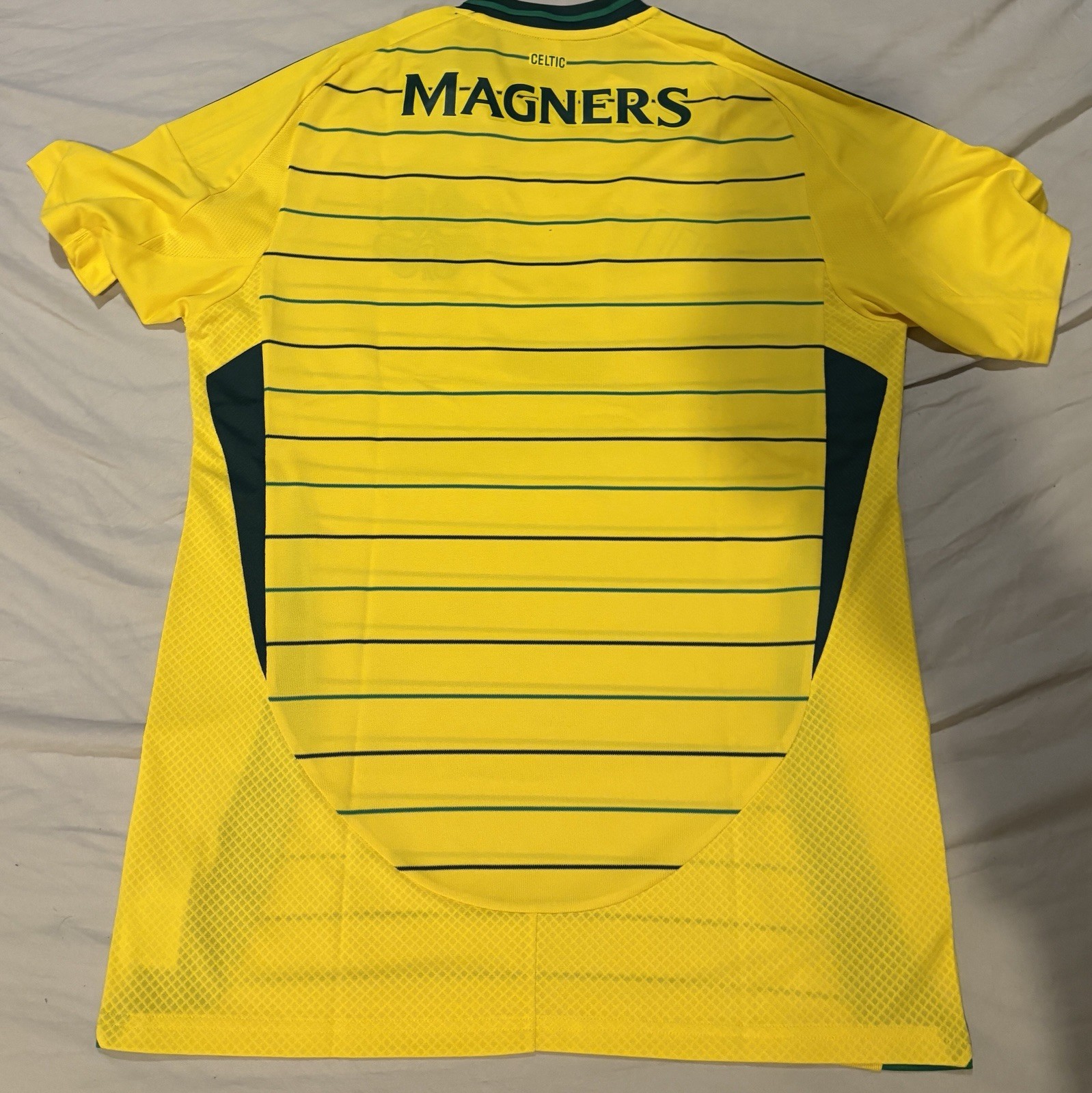 2024/25 Men’s Medium Celtic FC Away Kit Jersey Adidas Yellow Brand New With Tags