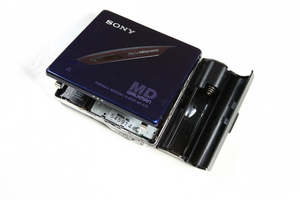 Sony md minidisc player MZ-E70 working