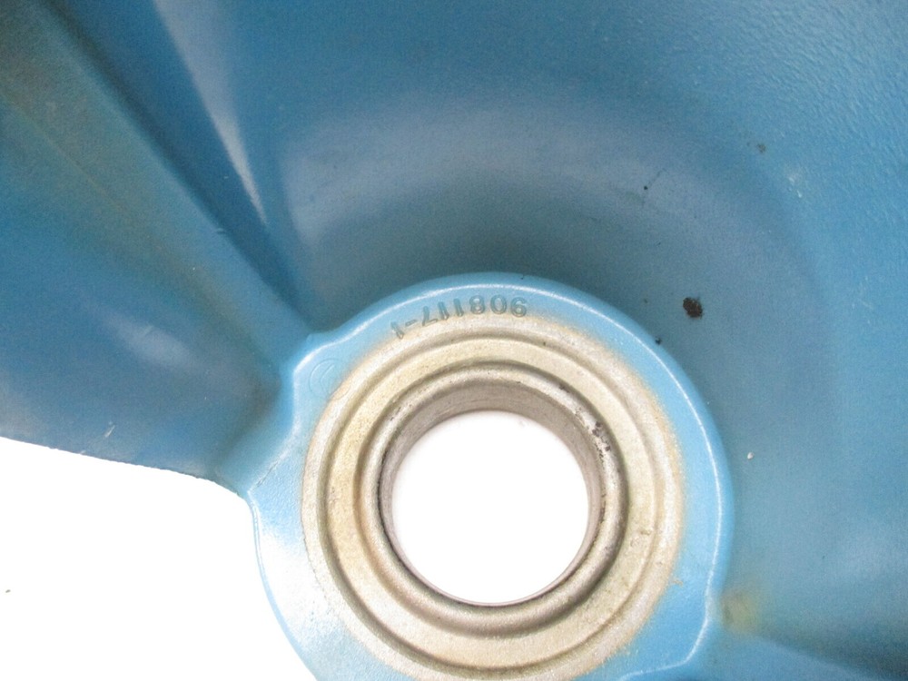 908117 0980159 OMC Stringer Chevy V8 Rear Engine Mount Base Rubber Mount