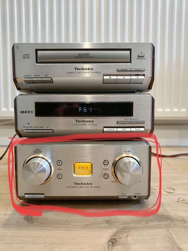 Technics SE-HD560 Amplifier - Walnut Effect - F61 ERROR - read description)