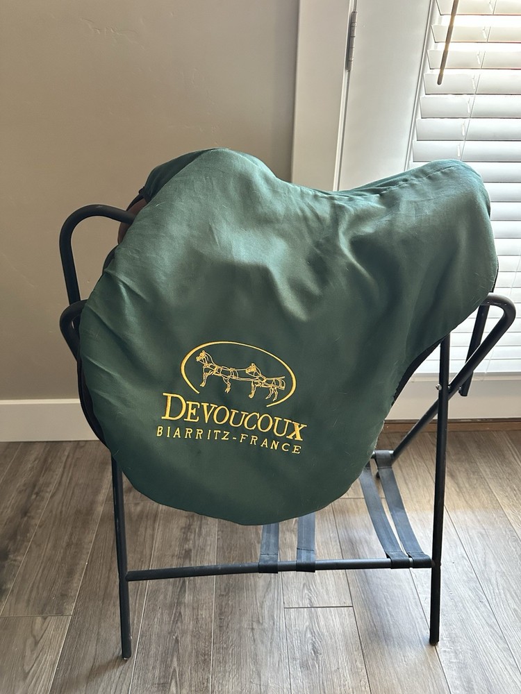 Devoucoux Oldara Arcade Normale 17.5" Jumping/Close Contact Saddle