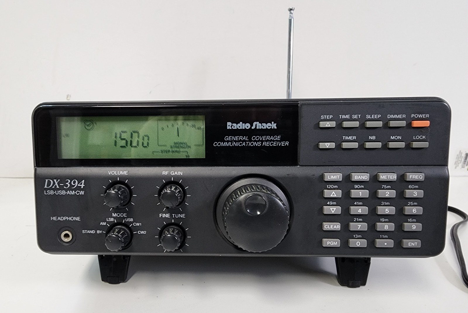 Radio Shack DX-394 Shortwave AM SSB Communications Receiver - TESTED