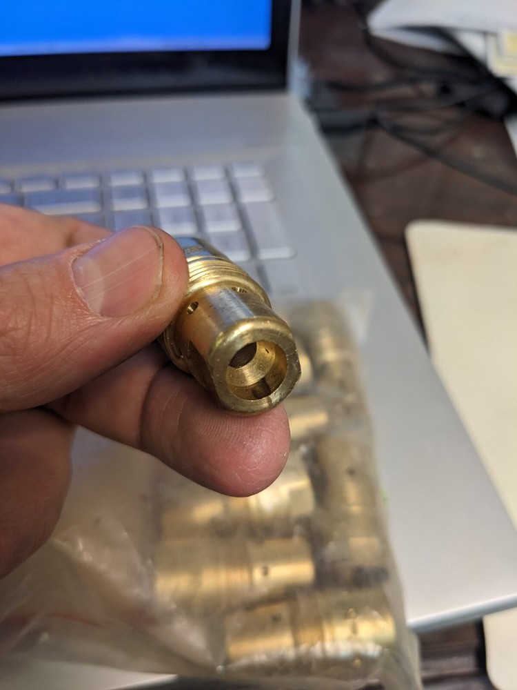 9EA BERNARD WELDING D-1T-5 CENTERFIRE GAS DIFFUSER