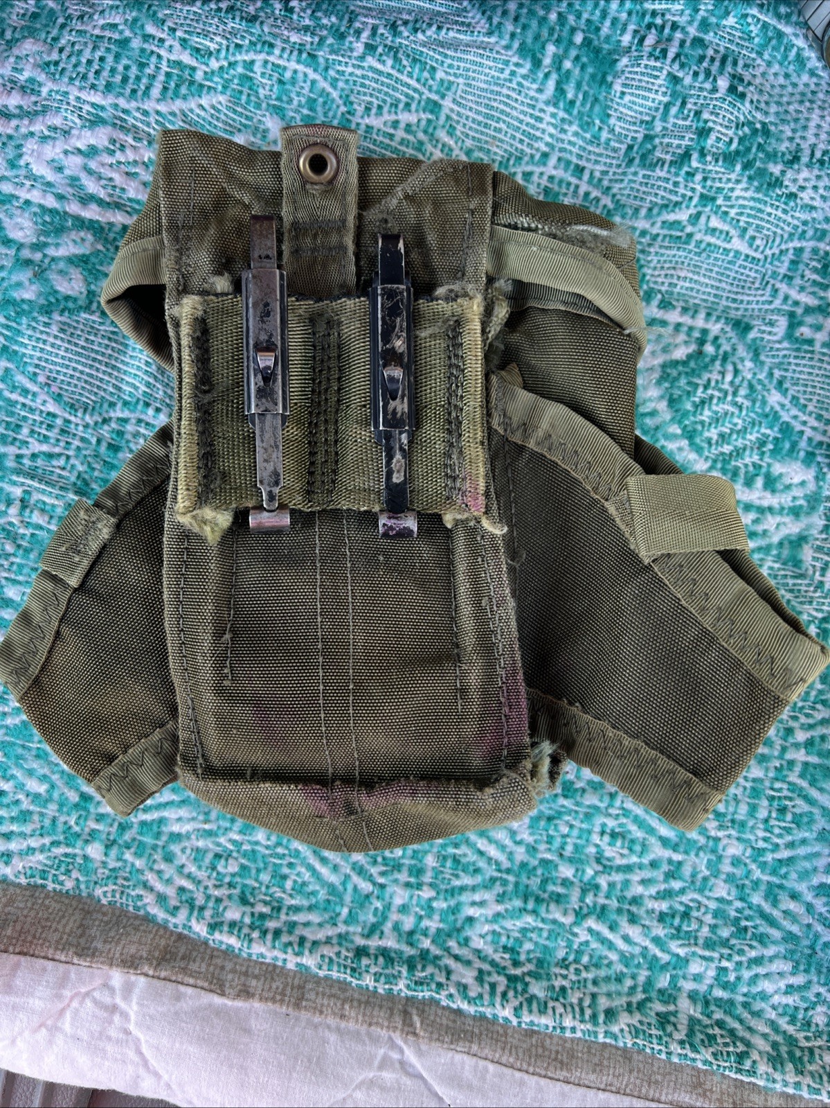 ORIGINAL VIETNAM WAR US ARMY 30RD? MAGAZINE AMMO NYLON POUCH