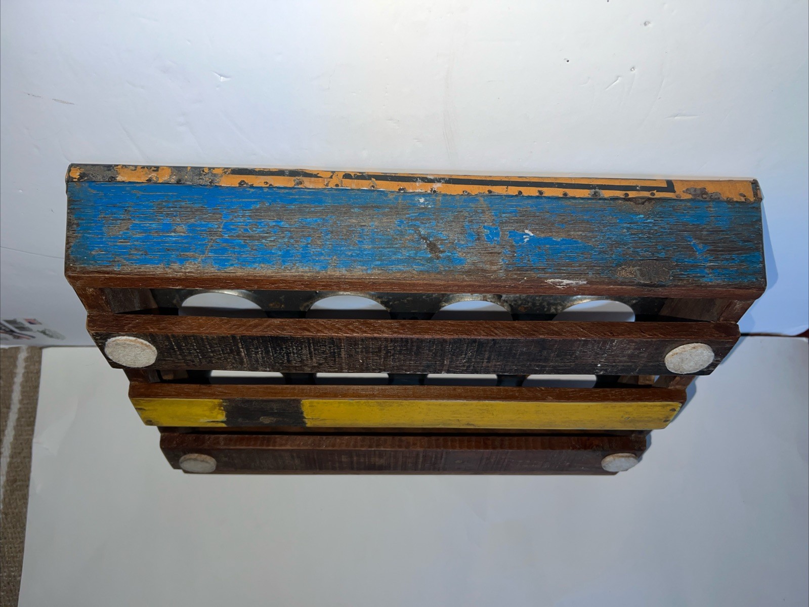 Vntg Pub Bar Wooden & Tin Metal 12 Beer/Soda Bottles/Glasses Holder Carry Tray