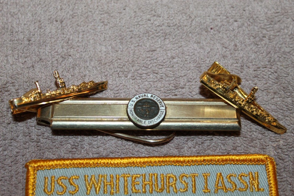 Original WW2 U.S. Navy Sailor Vet's "USS Whitehurst" Patch, Badge & Insignia Lot