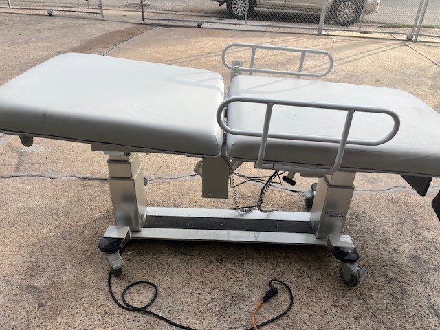Oakworks Power Examination Table