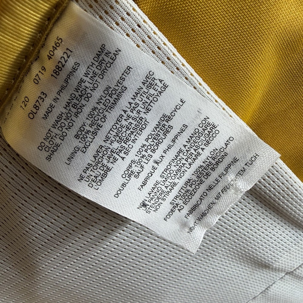 Mountain Hardware Camp 4 21L Backpack Yellow EUC