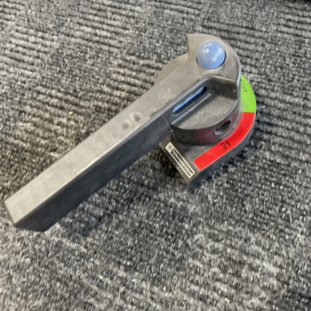 Telemecanique Rotary Operator Handle with Lock Out
