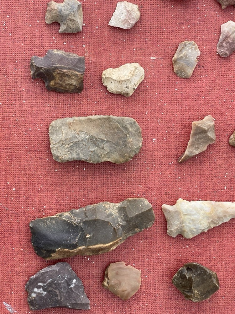 FLINT CHERT STONE ROCK