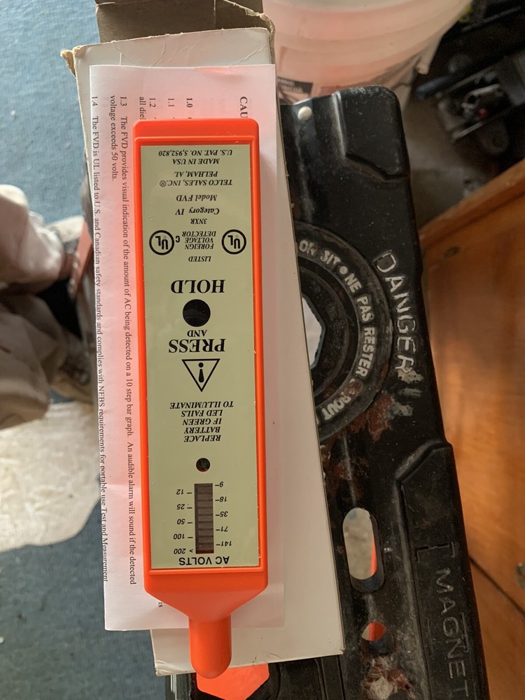 foreign volt detector with pouch fvd