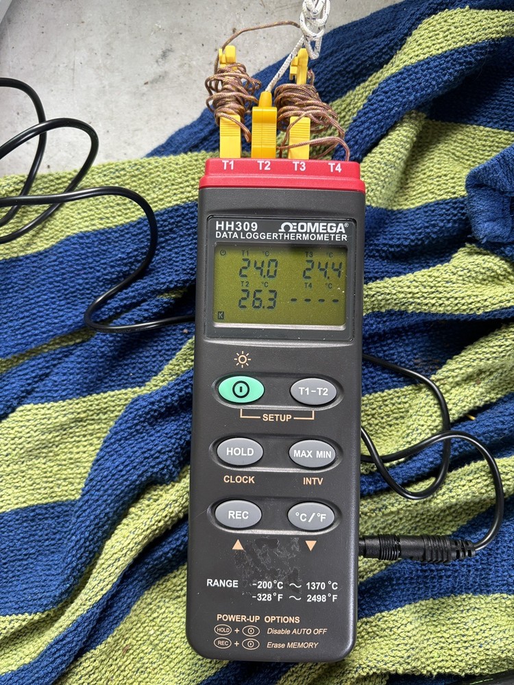 Omega Data Logger Model HH309 Thermometer in case (includes 3 thermocouples)