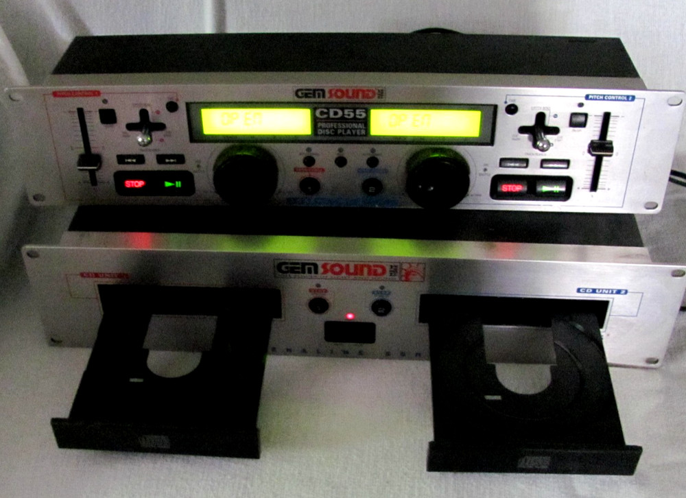 Gem Sound Adrenaline(CD55) - Mountable Dual Professional Disc Player UNTESTED