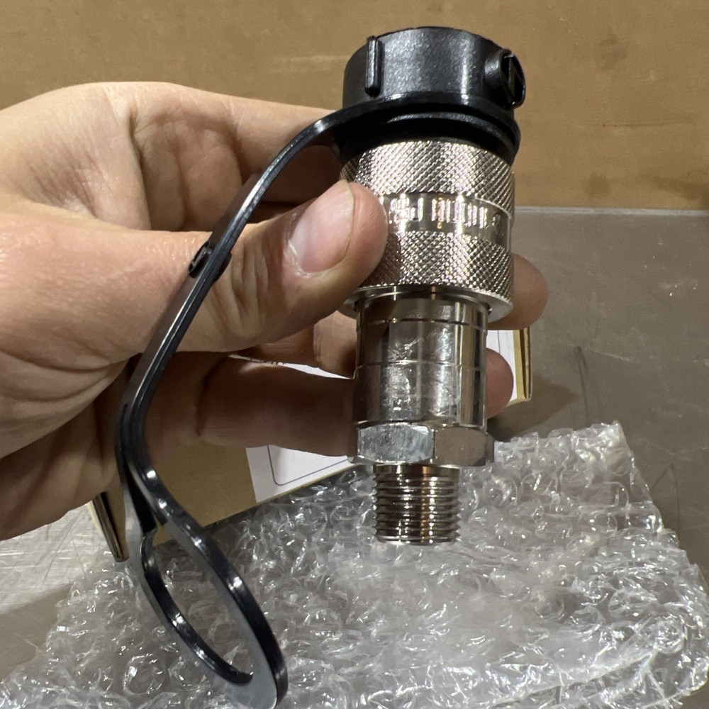 BVA HYDRAULICS® CH38F Nos Surplus