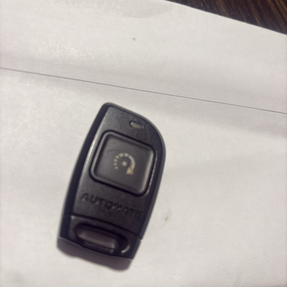 AutoMate 7115A 1-Way 1 Button Replacement Remote Control Transmitter