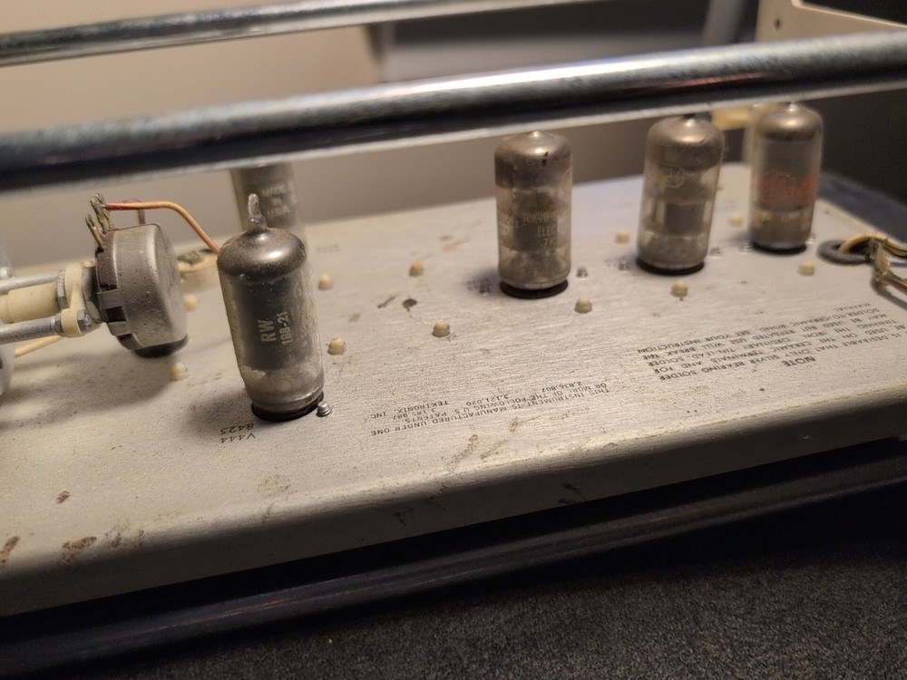 Tektronix Type 2A60 Amplifier 6dj8 Tubes