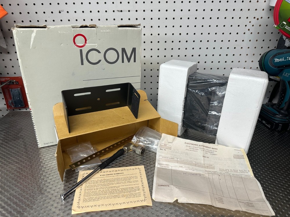 ICOM IC-R100 used