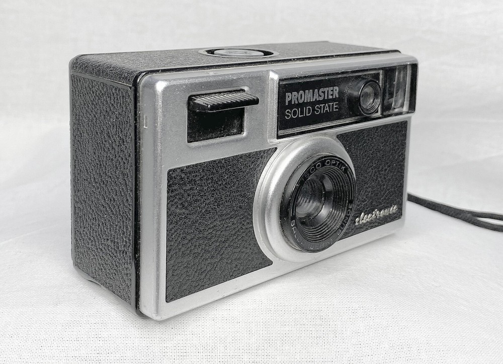 RARE Vintage PROMASTER SOLID STATE ELECTRONIC Camera.