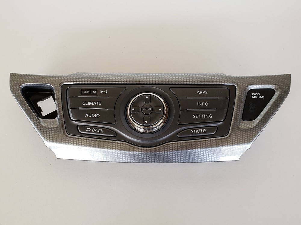 17 Pathfinder 28395 9PJ4A Information Audio Climate Control Panel Unit