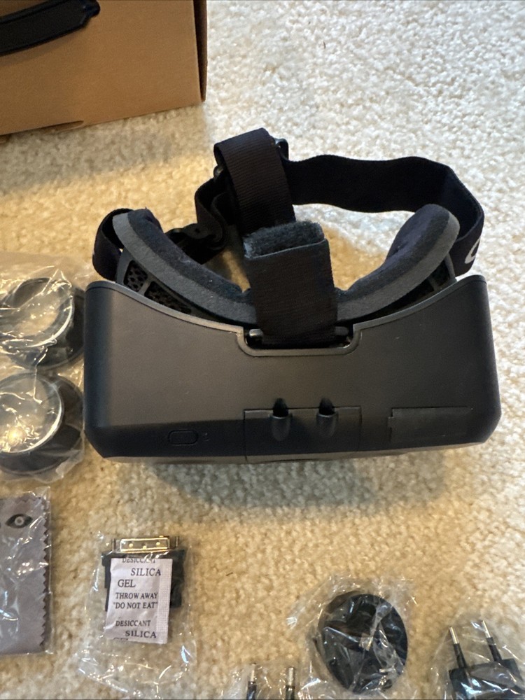 Oculus DK2 Development Kit 2 Virtual Reality Headset In Original Box COMPLETE