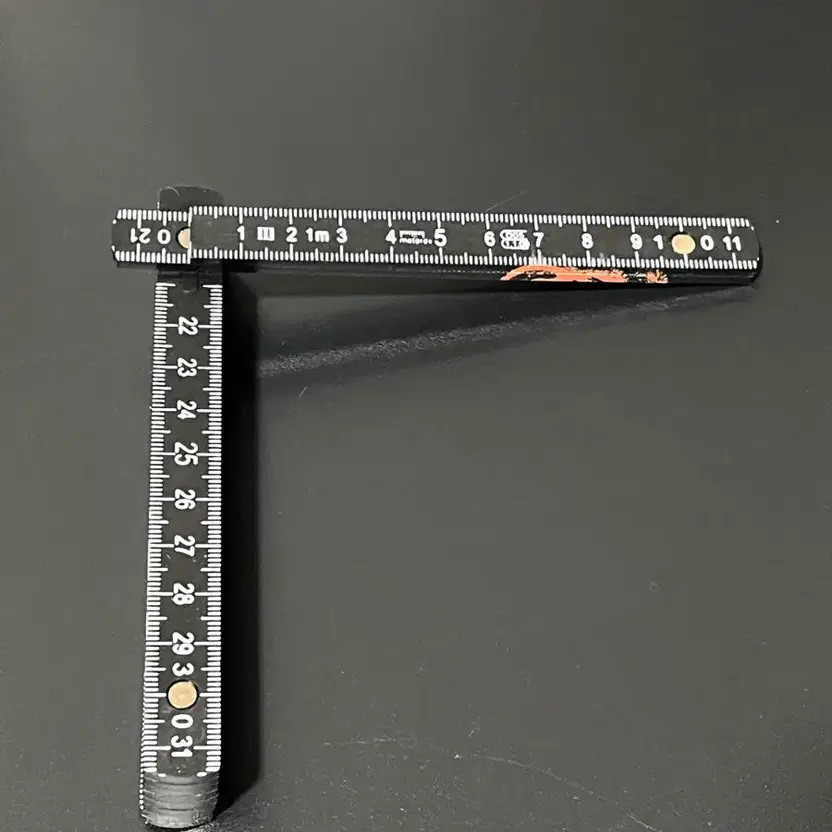 The Broken Arm 1M Plastic Folding Ruler New Sealed