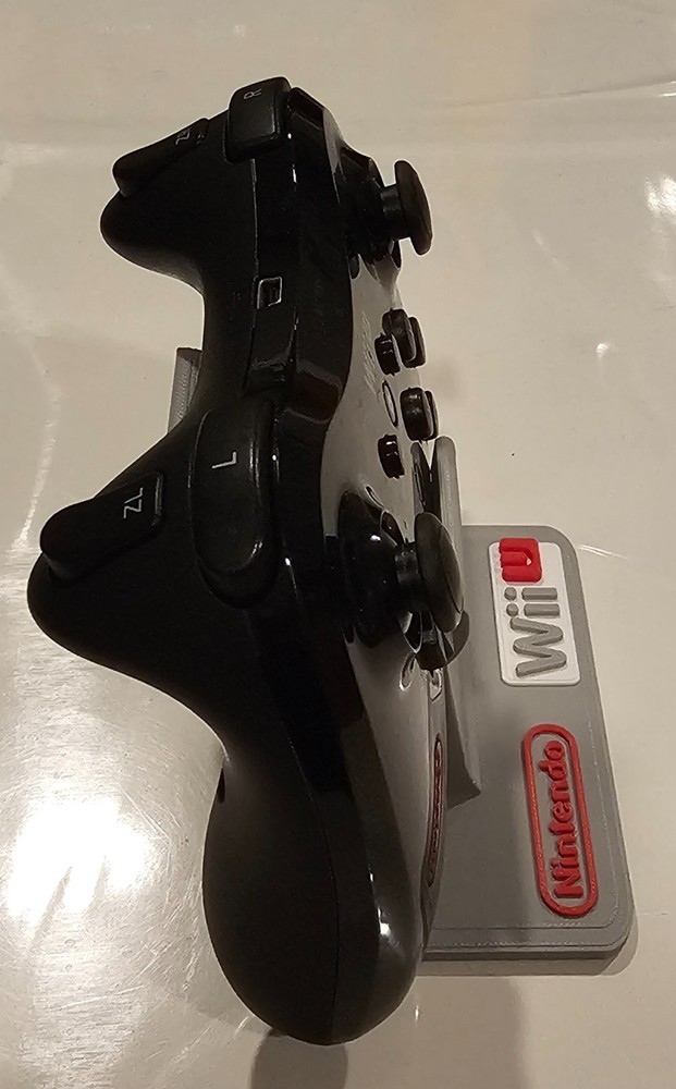 3D Printed Nintendo Wii U Pro Controller Display Stand