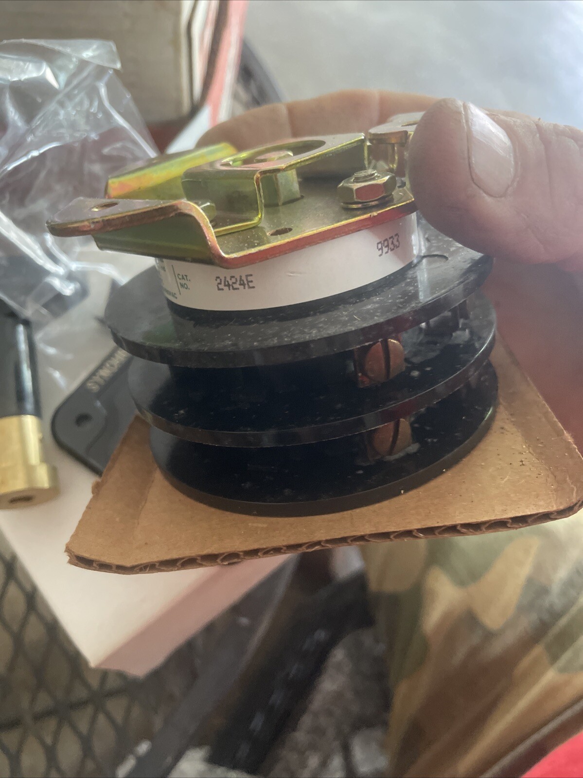 Electroswitch 2424E Rotary Synchroscope Switch 20A-600VAC