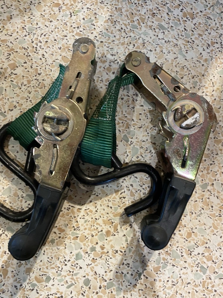 2 Smart Straps Ratchet Straps