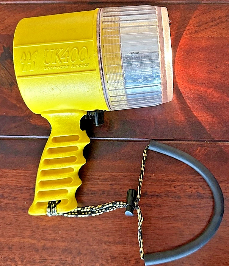 Underwater Kinetics UK400 Night Diving Flashlight Yellow