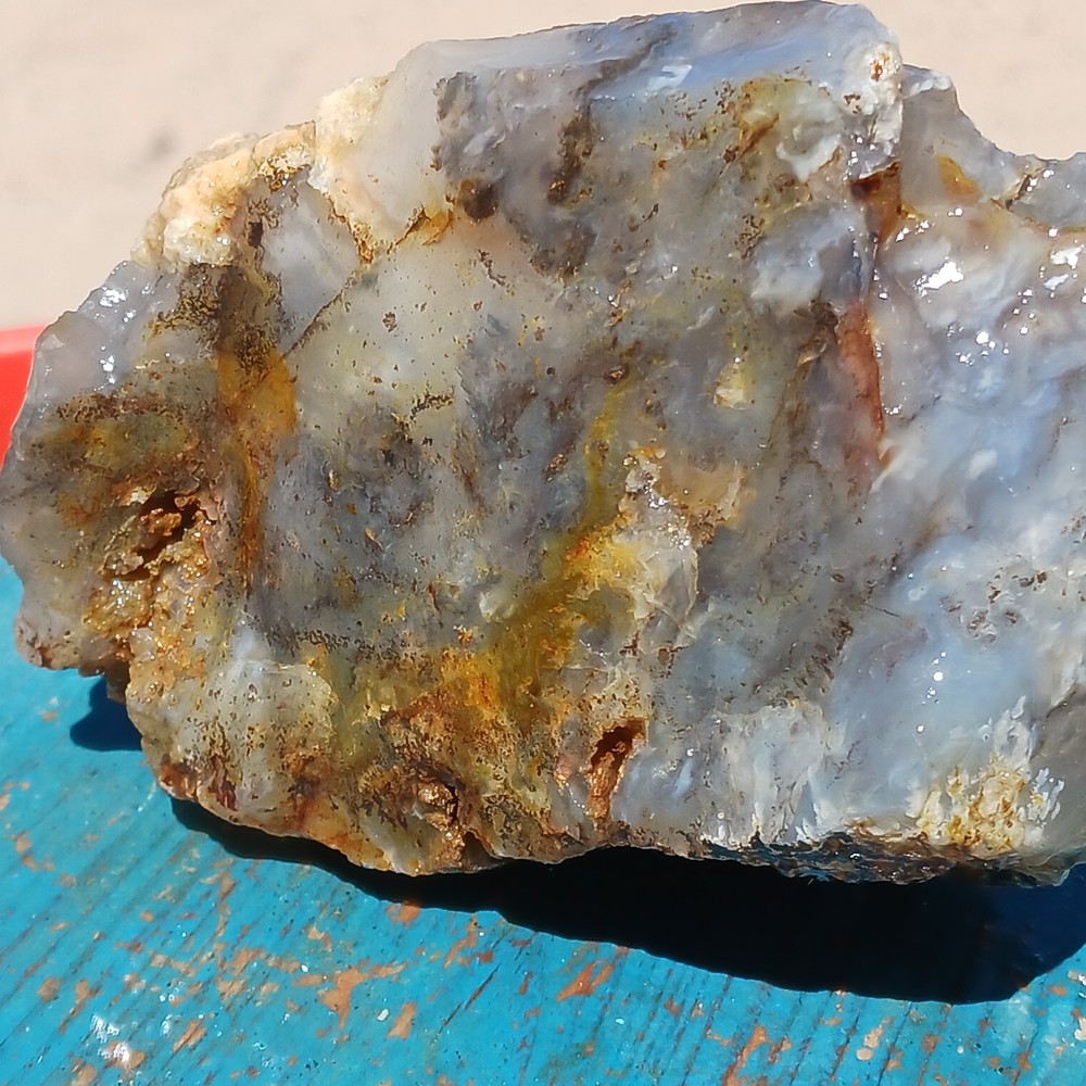 Blue Agate Potential For Slabbage And Cabbage Is Prevalent