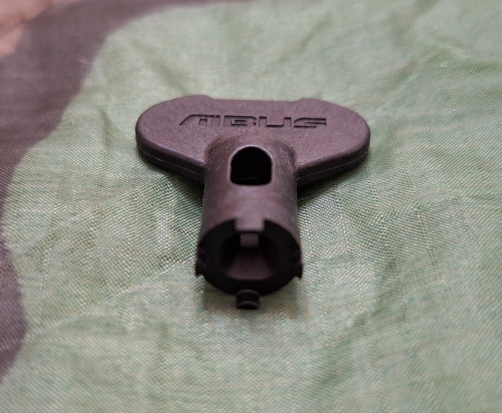 Gen 2 Sight Tool - Black - NEW