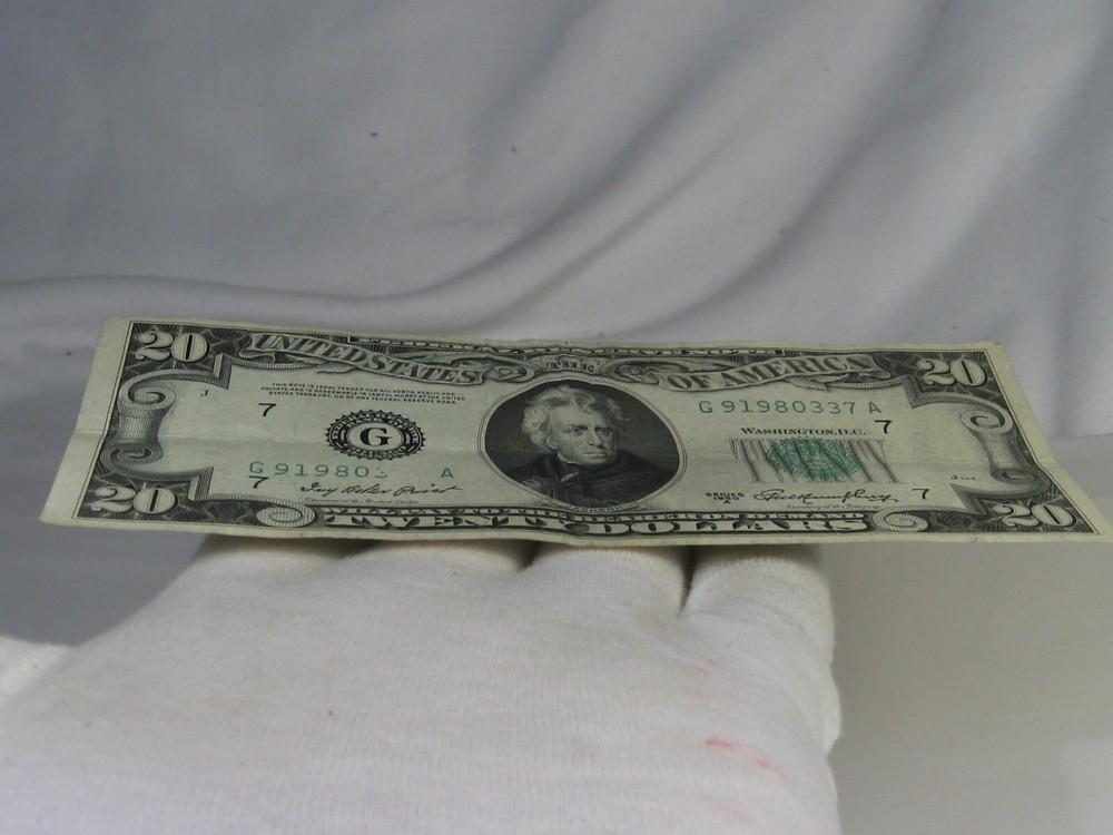 ERROR Note:1950-A $20 FRN w/ Missing Serial Numbers - Print over Foreign Object.