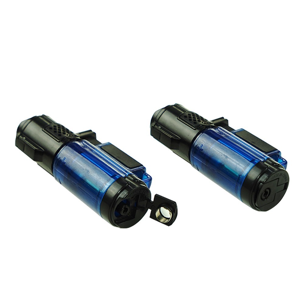Triple Jet Flame Torch Lighter Refillable Lockable Windproof W/ Cigar Puncher