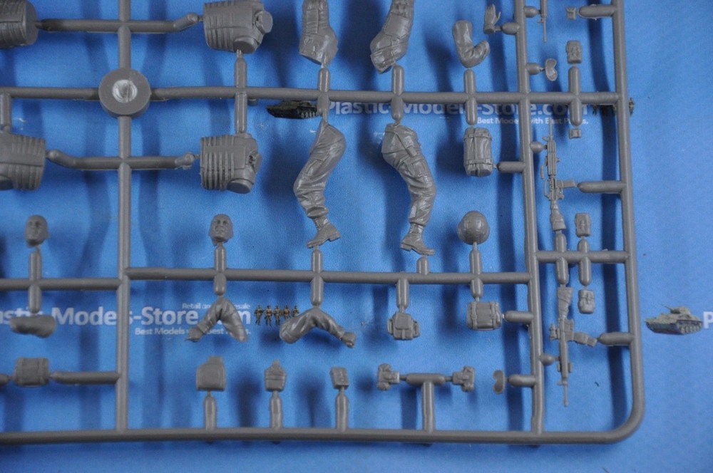 Master Box 3575 Events. Kit #1 US Marines model scale 1/35