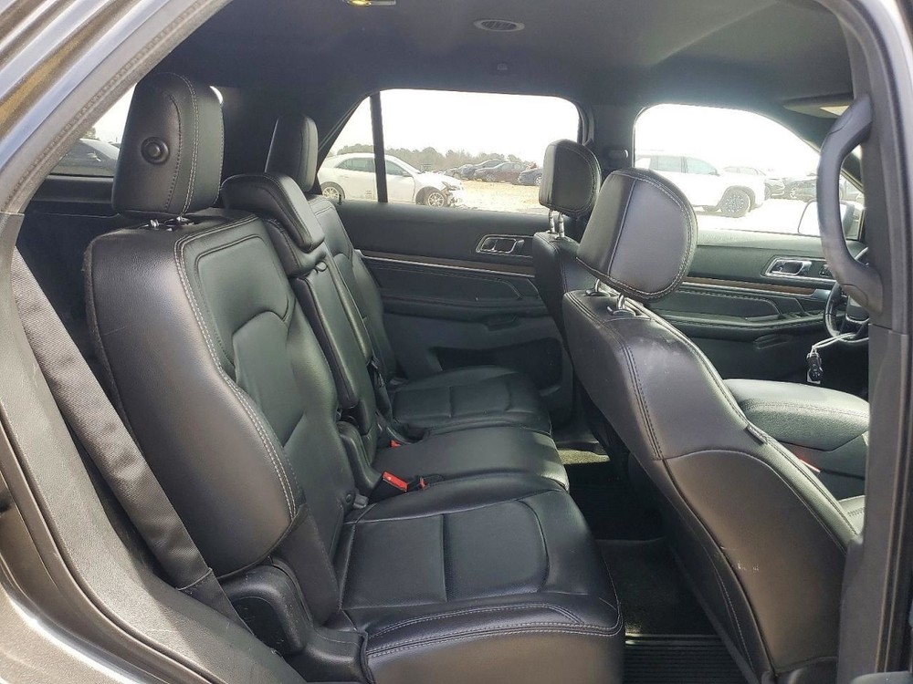 Fuse Box Engine Fits 17 EXPLORER 4951483