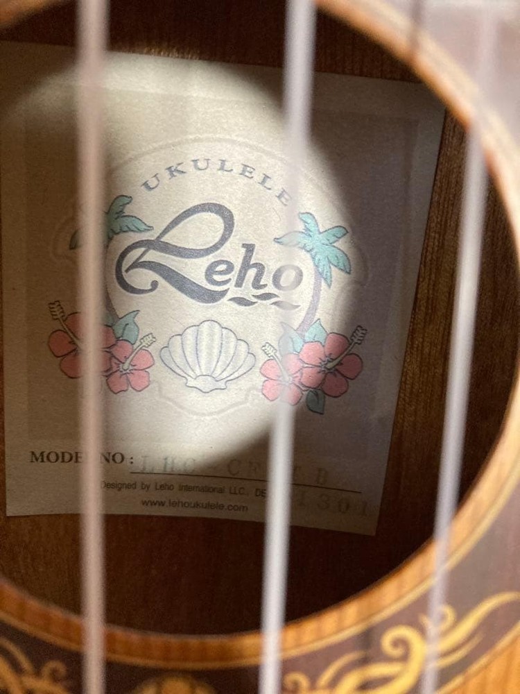Ukulele Leho LHC-CF-TB with case