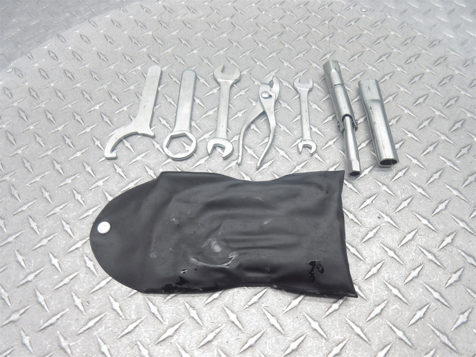 2009 09-15 Suzuki SFV650 Gladius OEM Tools Tool Bag Kit Pouch Set