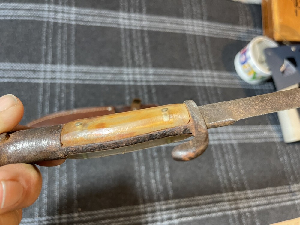 Fixed Blade Knife with Sheath !!!