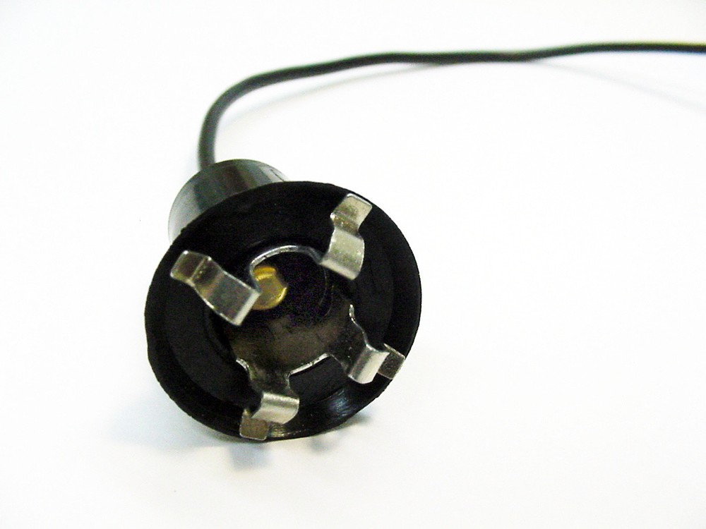 Interior Door License Plate Dash Courtesy Light Bulb Socket Pigtail Plug 5/8"