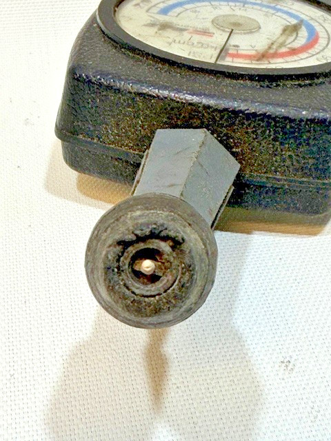Vintage RAE Compression Tester